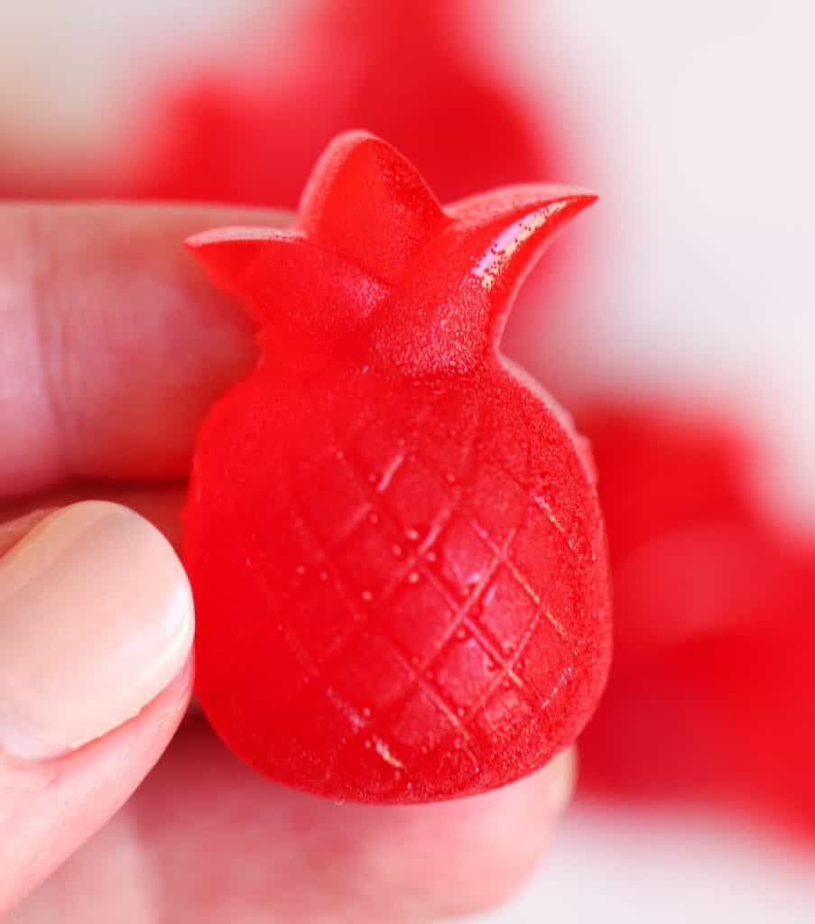 Pineapple shaped fruit snacks