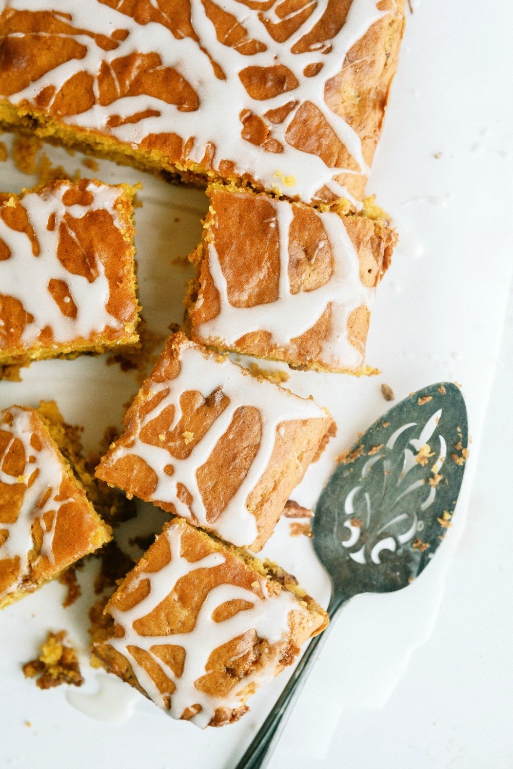 The Best Pumpkin Honey Bun Cake Recipe