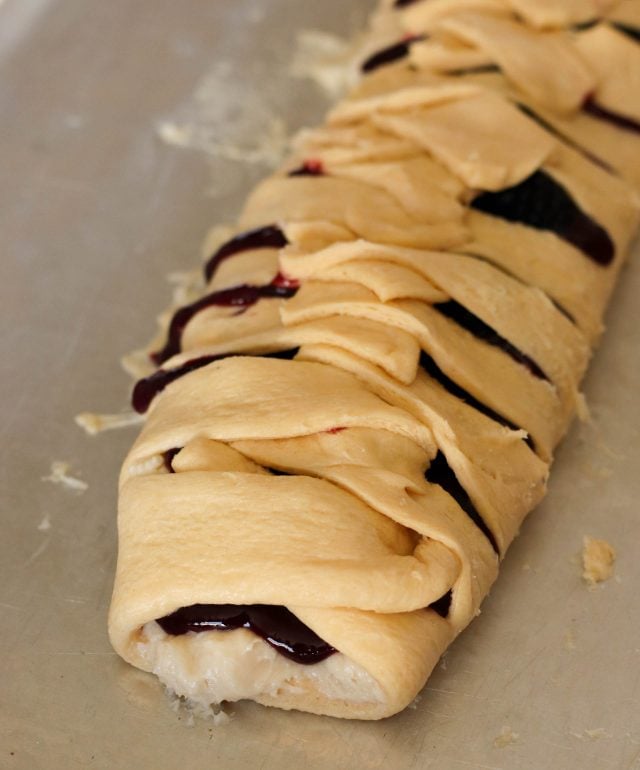 Blackberry and Cream Cheese Pastry unbaked