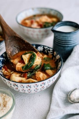 Instant Pot Creamy Tortellini Soup