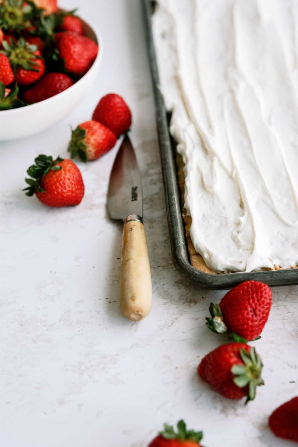 Whipped topping on Crust for Strawberry Shortcake Bars