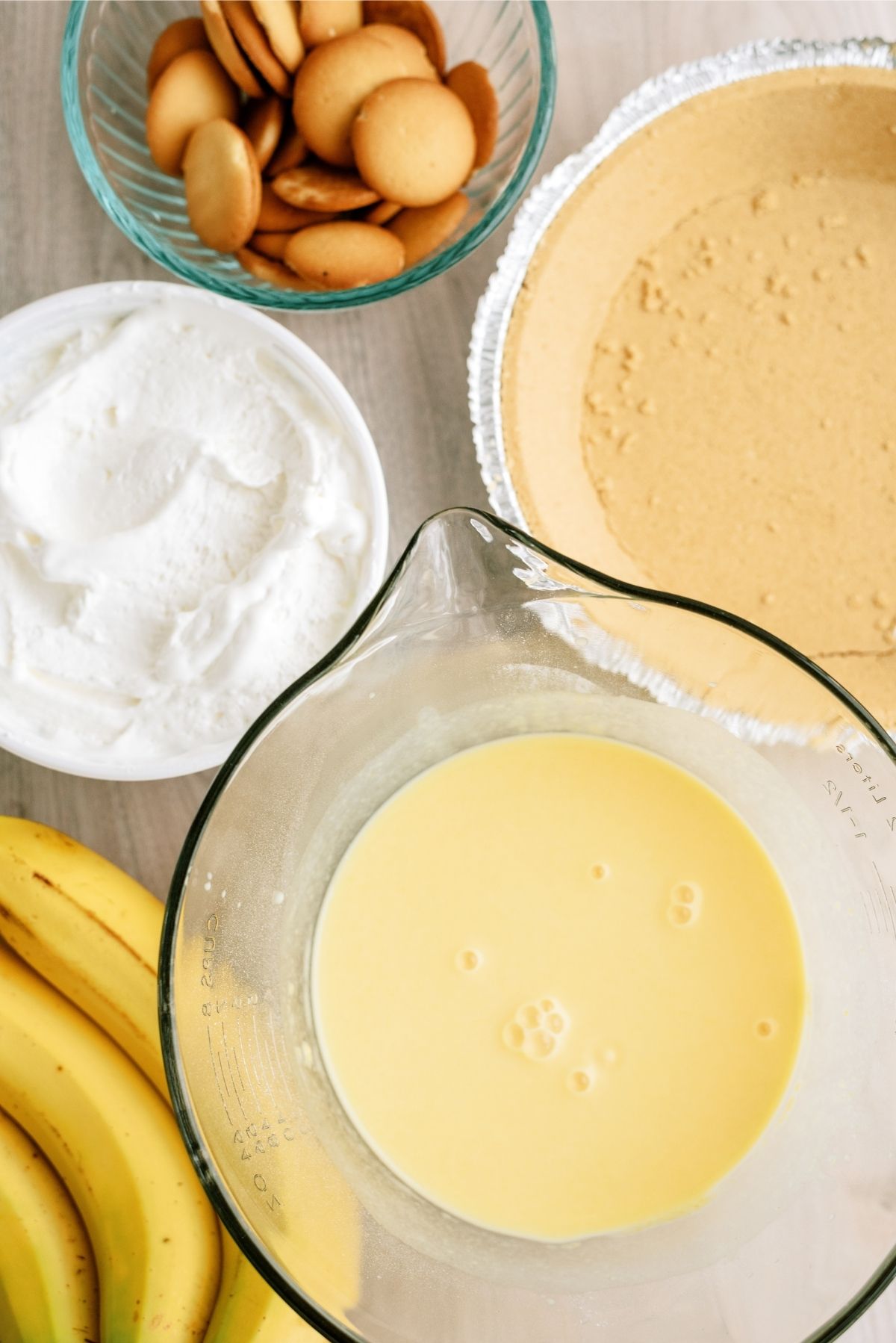 Ingredients for Easy Banana Cream Pie