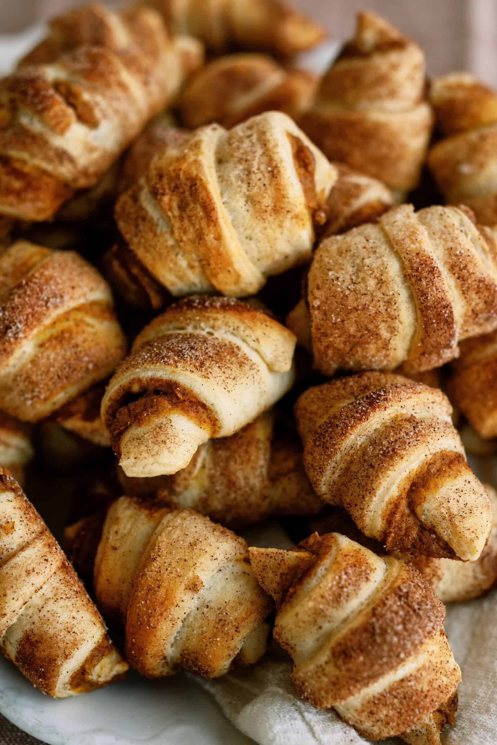 Baked Mini Pumpkin Pie Crescents