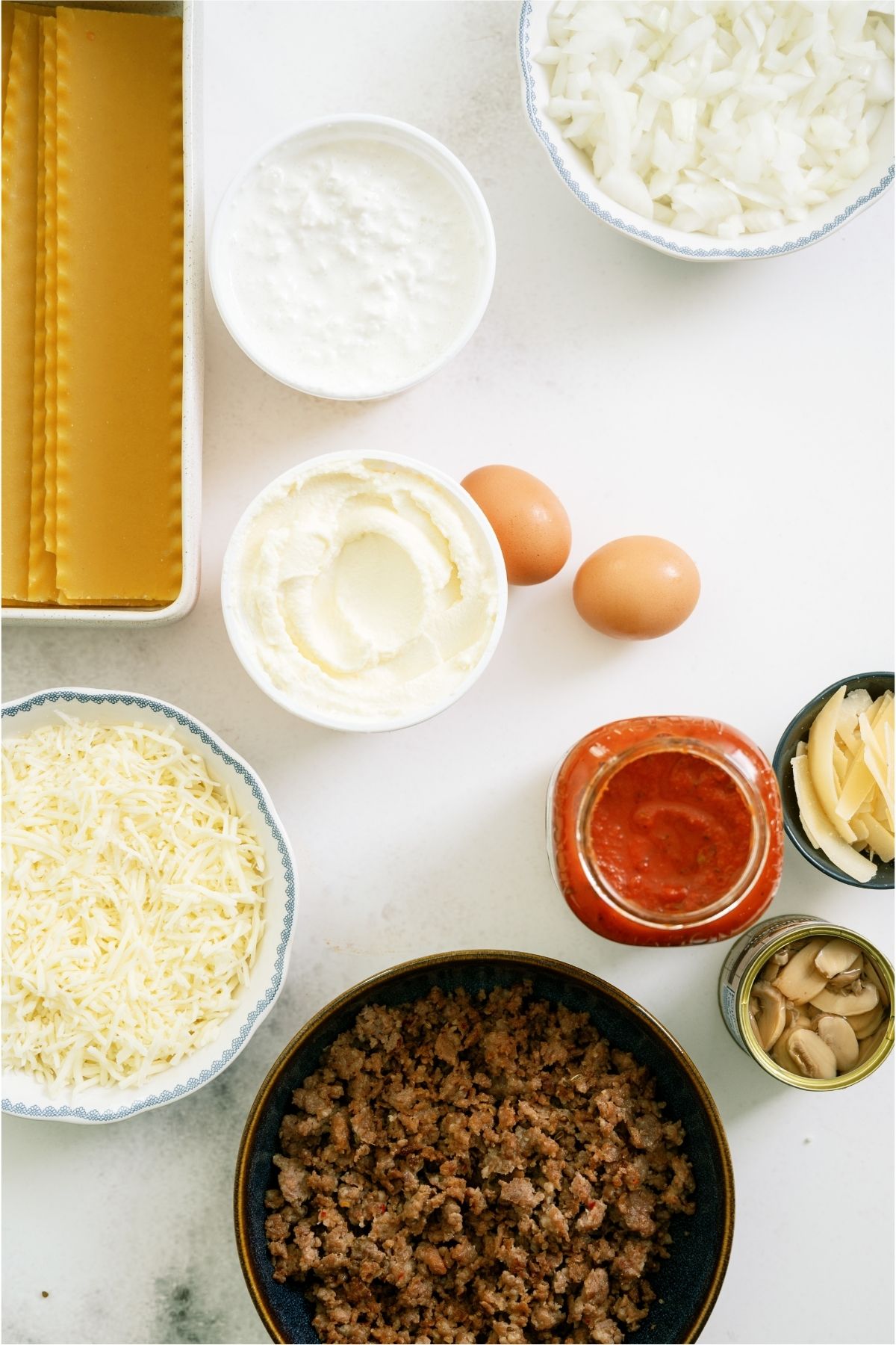 Ingredients needed to make Easy Homemade Lasagna.