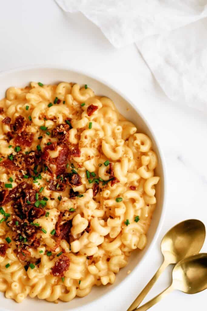 Top view of a bowl of Instant Pot Loaded Mac and Cheese.
