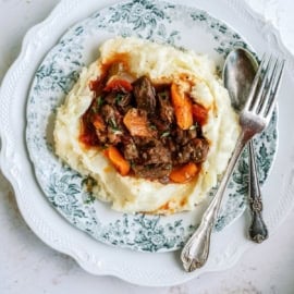https://www.sixsistersstuff.com/wp-content/uploads/2022/09/Instant-Pot-Beef-Daube-Stew-with-Mashed-Potatoes-270x270.jpg