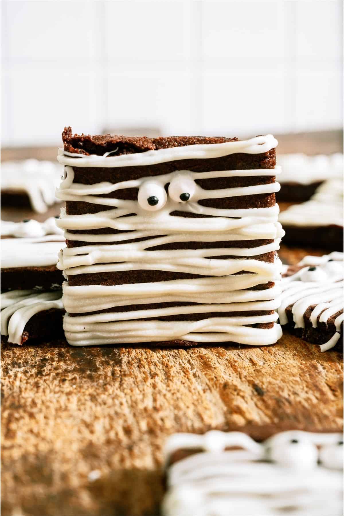 Halloween Mummy Brownie standing up.