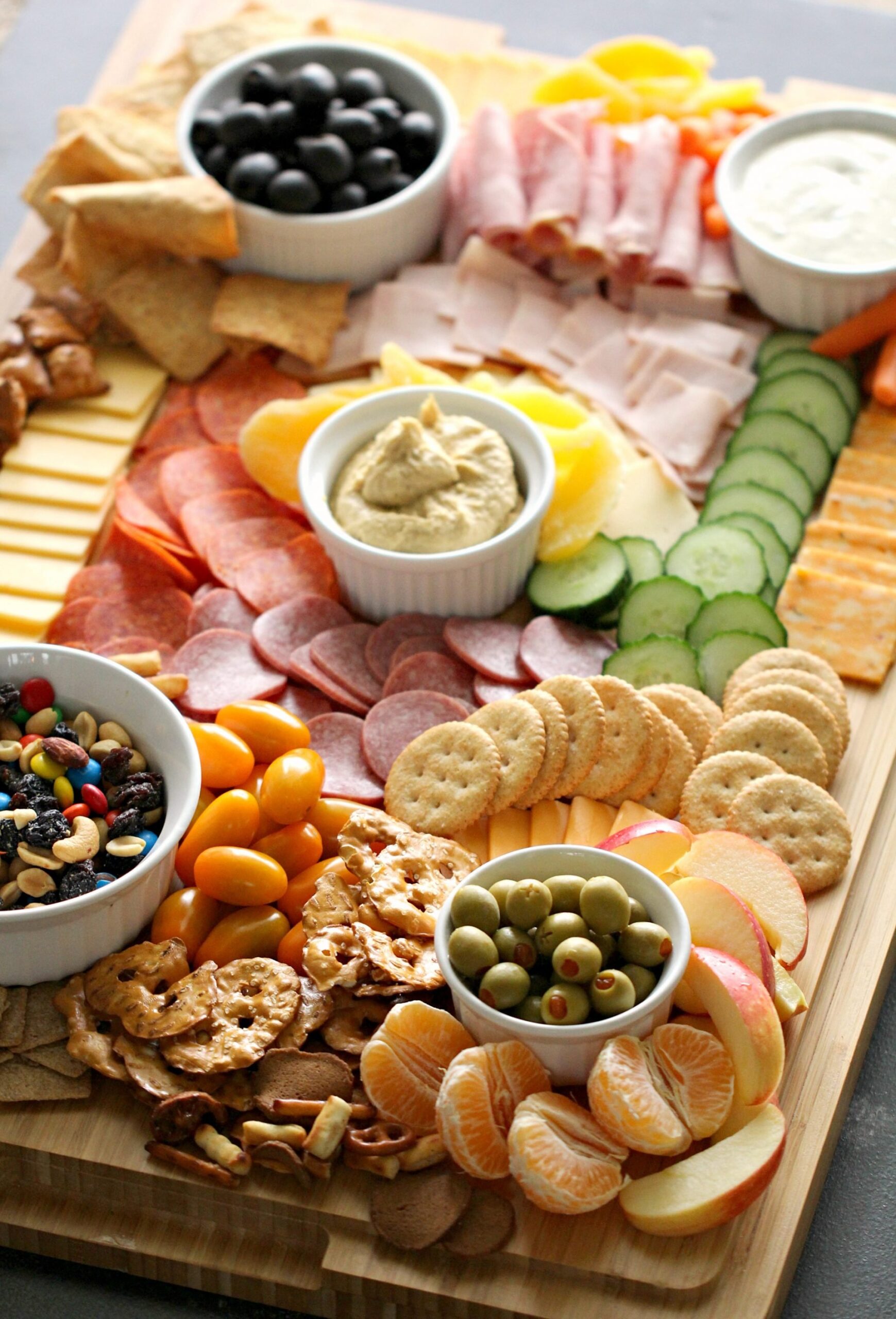 How To Make A Kid-Friendly Charcuterie Board [Step-by-Step Instructions]
