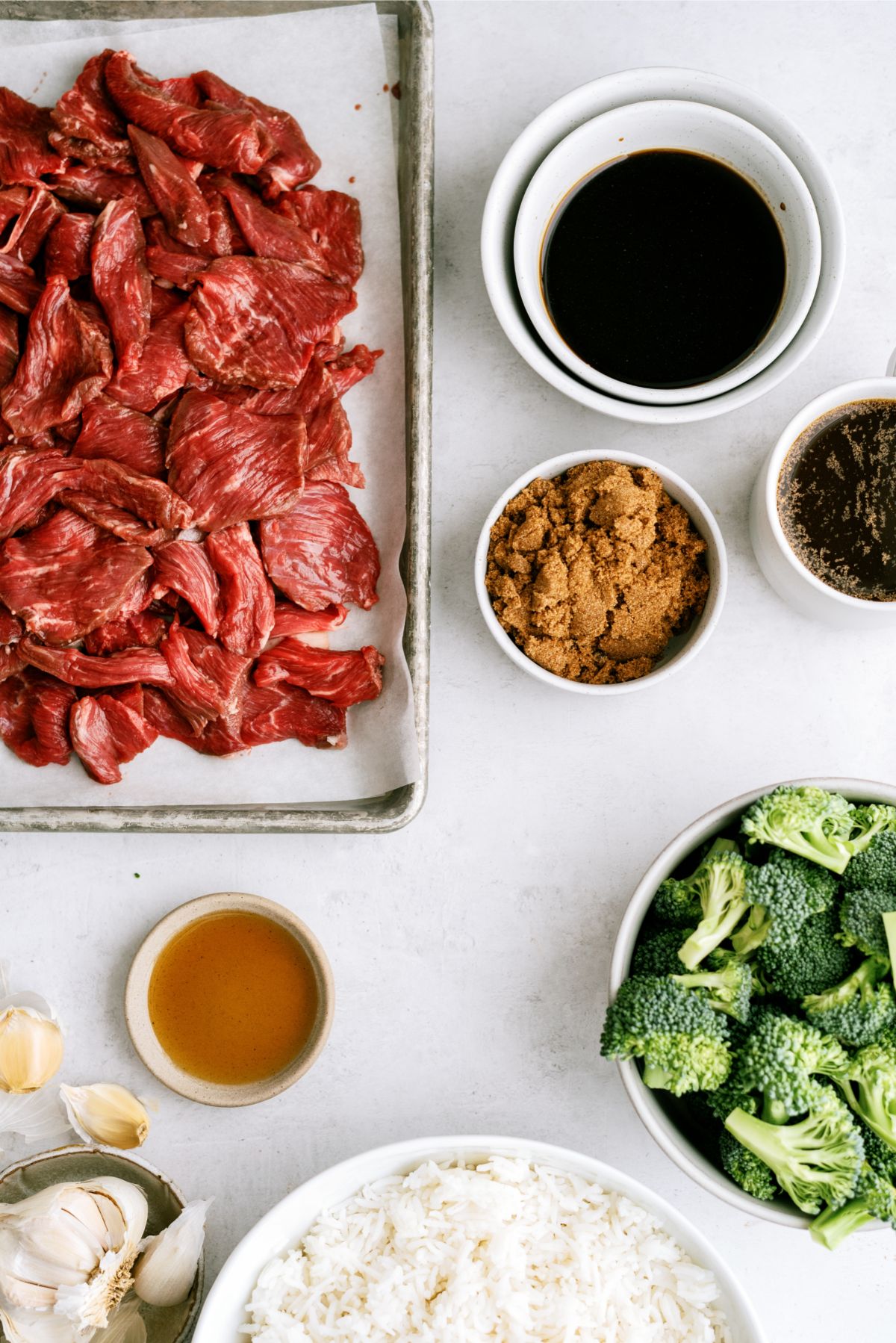 Ingredients needed to make Slow Cooker Beef and Broccoli