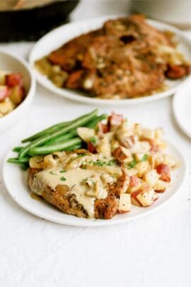 slow cooker pork chops with green beans and gravy