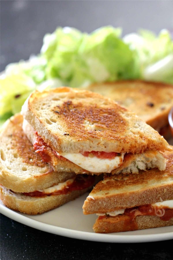 pepperoni pizza grilled cheese sandwiches