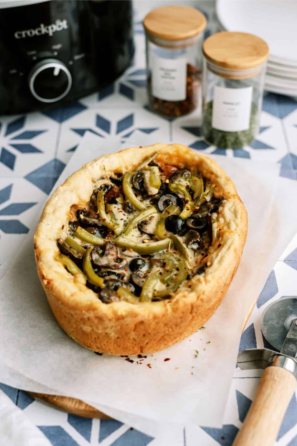 Slow Cooker Deep Dish Pizza