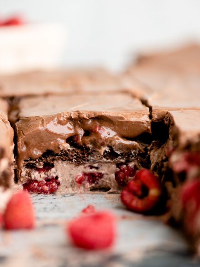 No Bake Chocolate Raspberry Eclair Cake Recipe