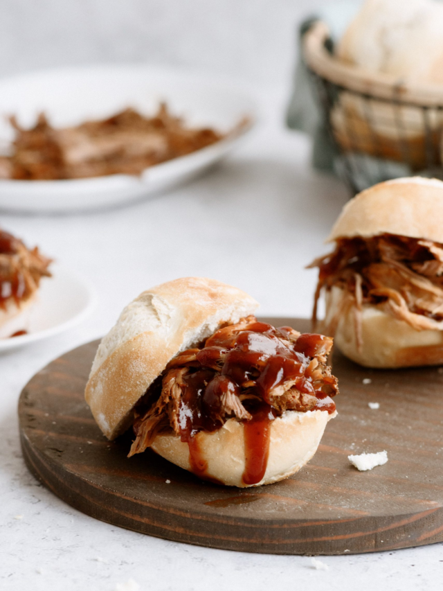 Slow Cooker Root Beer Pulled Pork Sandwiches Recipe