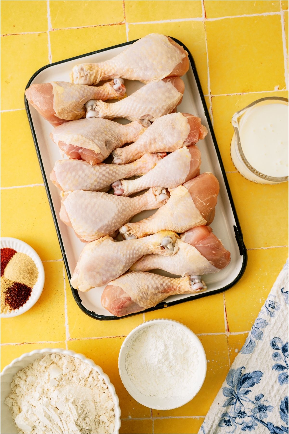 Ingredients needed to make Crispy Fried Chicken.