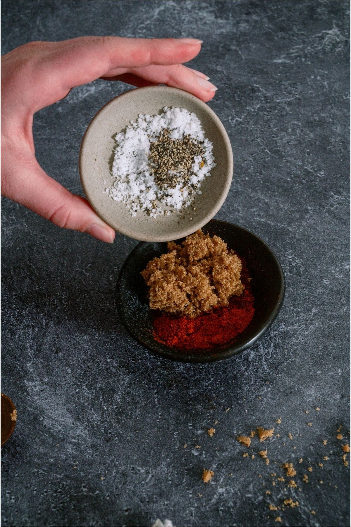 2 small bowls of spices.